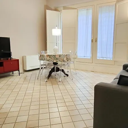 Apartament Dimora Artale *